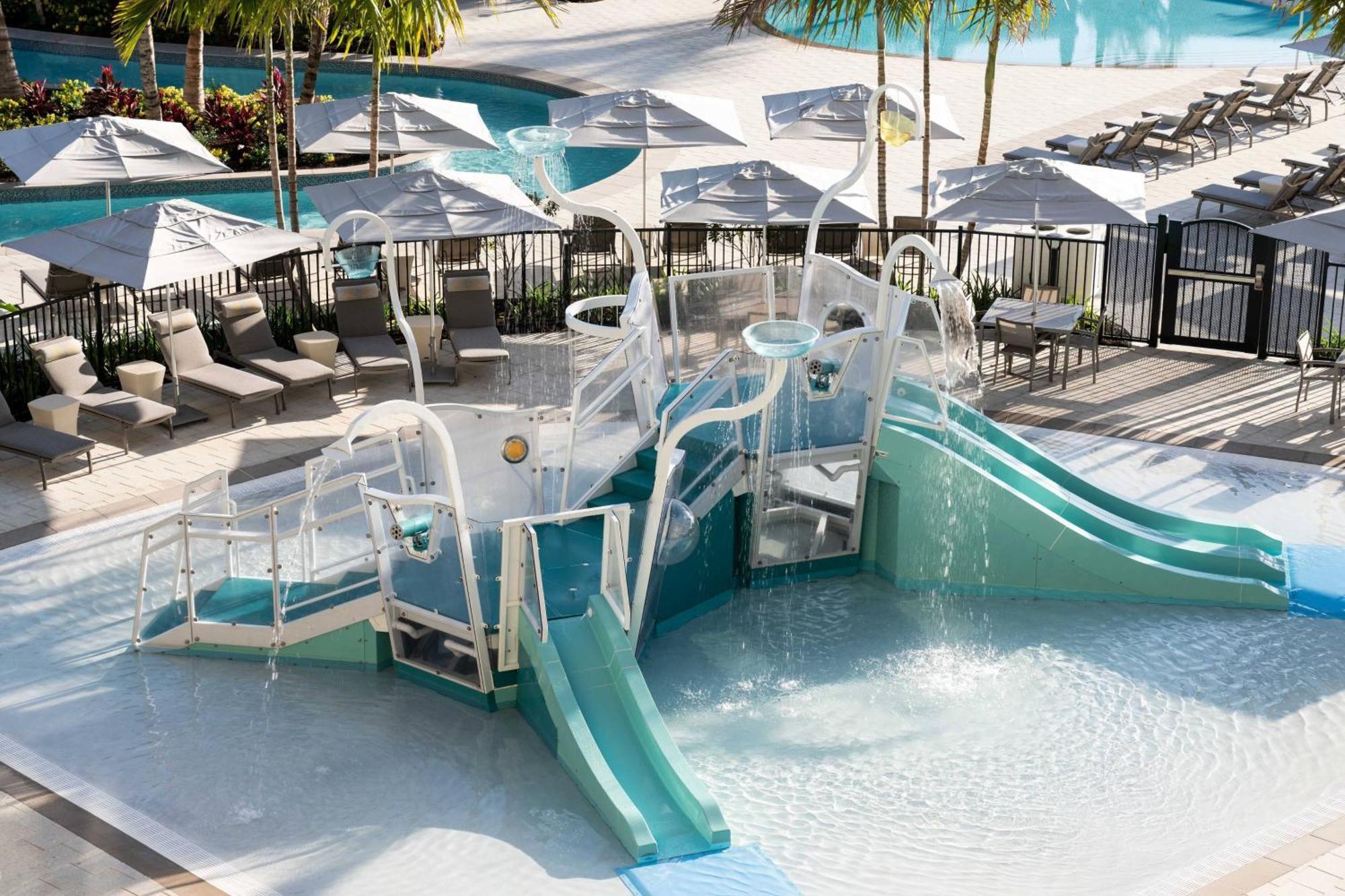 The Ritz-Carlton Naples, Tiburon Hotel Exterior photo